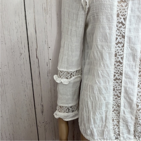White Lace Ruffle Women's Top - Picture 8 of 14